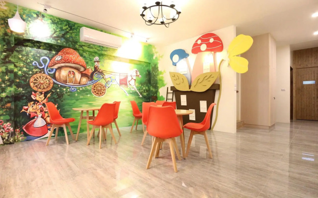 Mushroom Castle Guesthouse