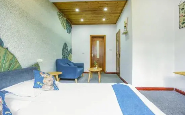 Wuzhen Xiaocheng Love Hotel