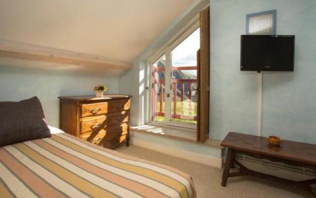 Logis Hôtel Etchemaïté