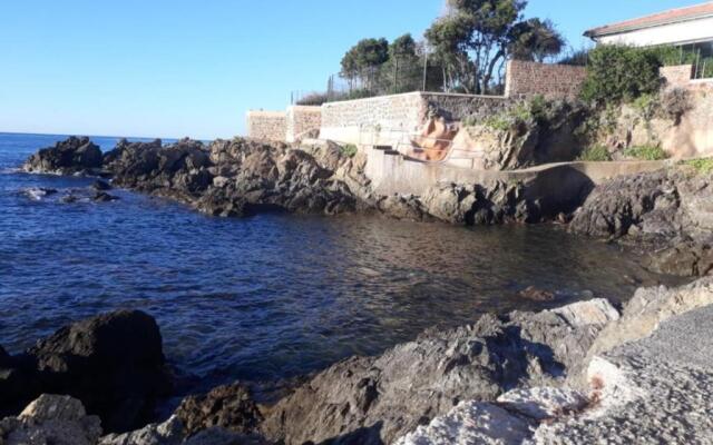 Apt with POOL 10 min from the BEACH