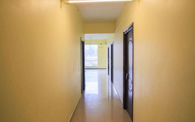Silver Villa by OYO Rooms
