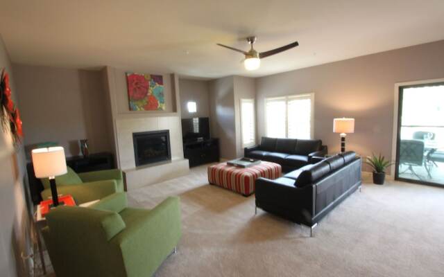 Monte 3 Bedroom Townhouse by RedAwning