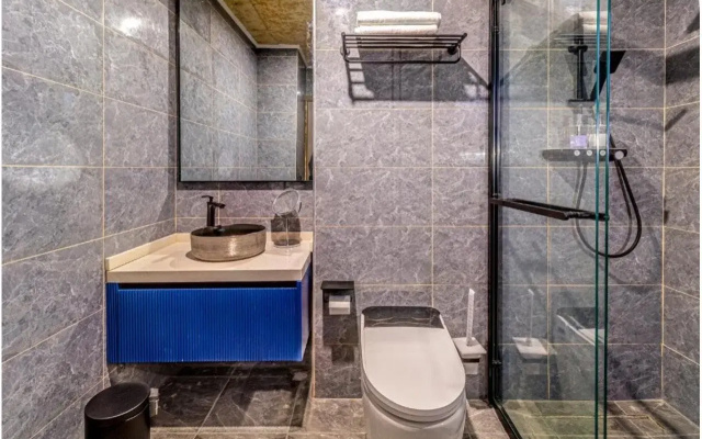 Kravit Premier Suites