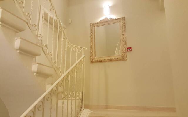 D Townhouse