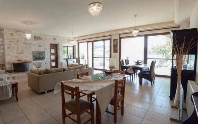 Villa Omega