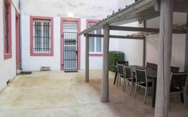 La cour du faubourg 3