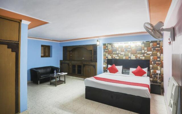 OYO 74656 Hotel Quadis