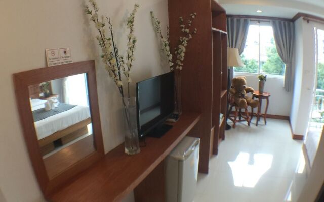 Thira Residence Patong