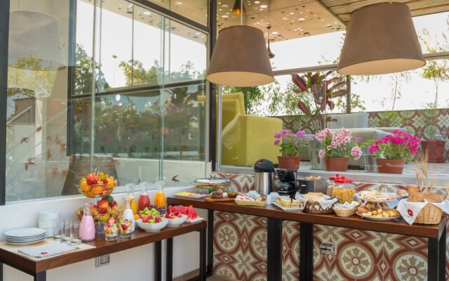 Costana 702 Hotel Boutique