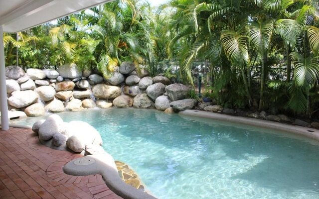 Coral Apartments Port Douglas
