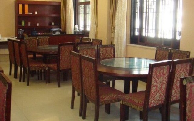 Jinlu Hotel