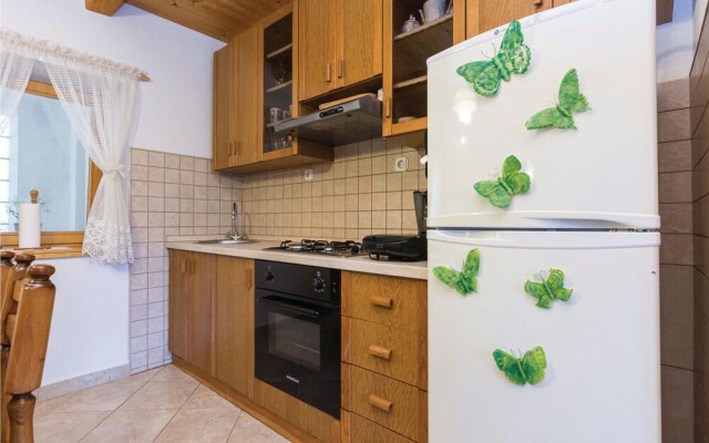 Stunning Home in Vir With 3 Bedrooms and Wifi