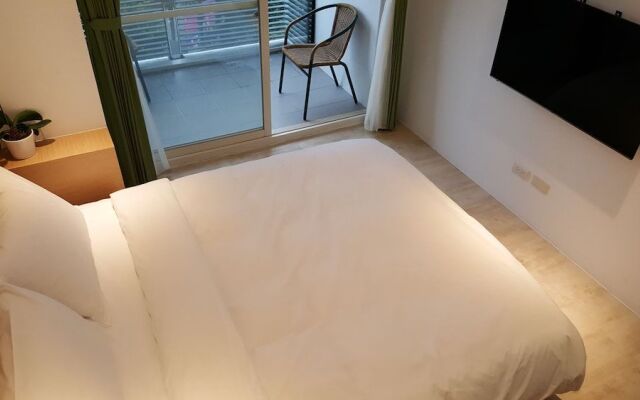 Ze Hu B&B