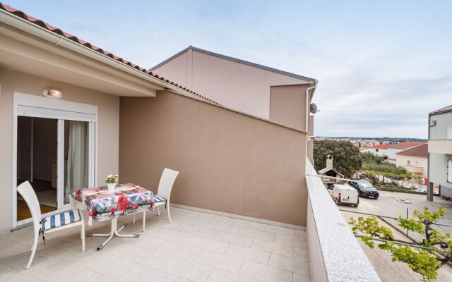 Studio Apartments Near Center 4