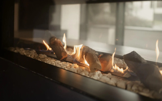 Hotel Dali Val d'Europe, Tapestry Collection by Hilton