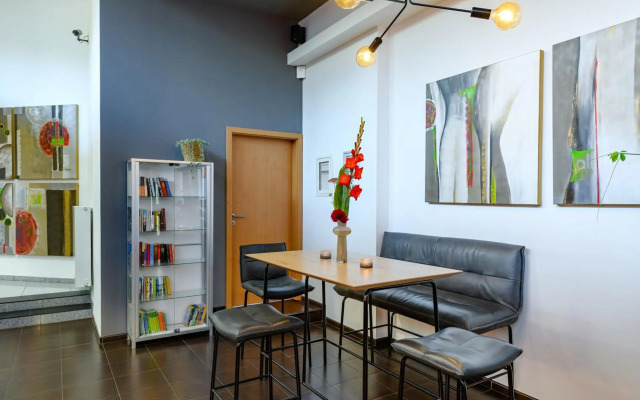 SleepinRoomz Boutique Hotel