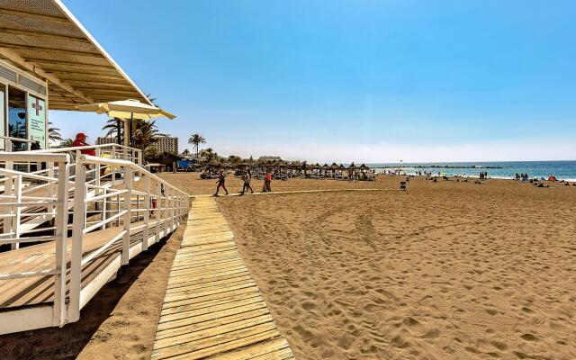 Two bedroom near Playa de Las Americas, Wifi, pool