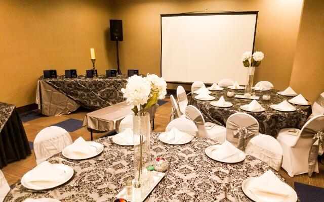 Comfort Inn & Suites Presidential