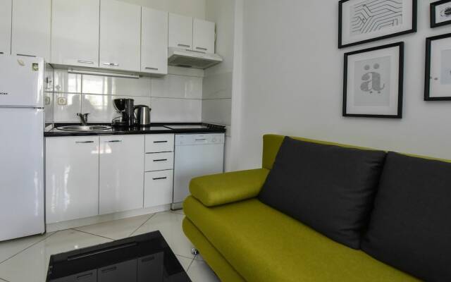 Luxurious Apartment in Novalja Near Sea