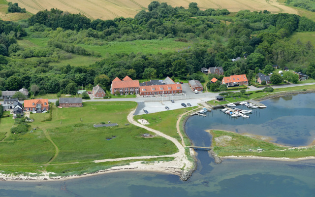 HOTEL TAMBOHUS KRO - Ved Limfjorden i Jylland