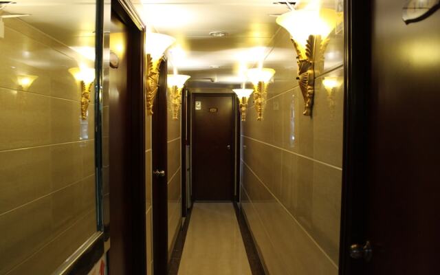 Las Vegas Guest House Carlton Group Of Hostels