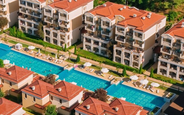 Apartments in Green Life Beach Resort