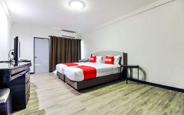 P9 by OYO Rooms