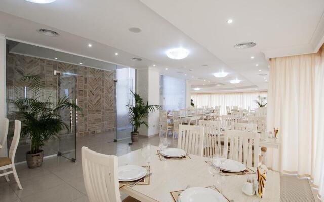 Бутик Отель Ахиллеон Парк