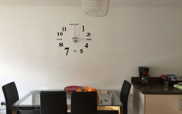 Woking - New Central