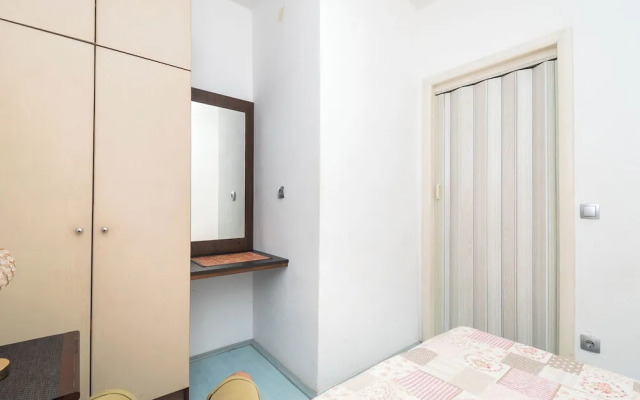 Apartment and Rooms Radojka