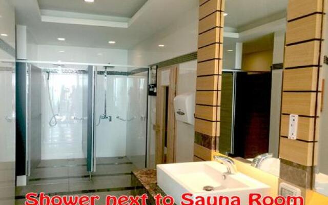 Wong Amat Tower - 65 SQM 1 BR Suite