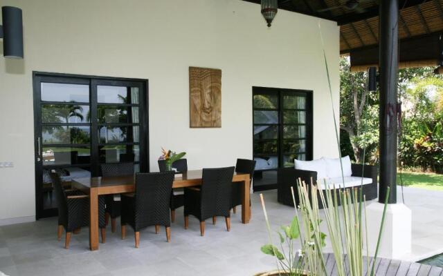 Villa Banjar Beach