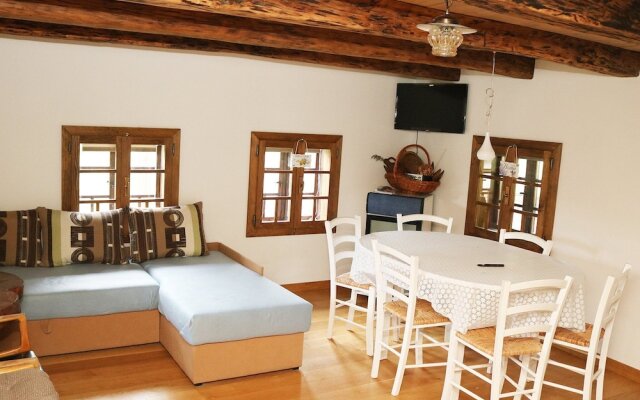 Tradicionalna Zagorska Drvena Kuća Stara Murva