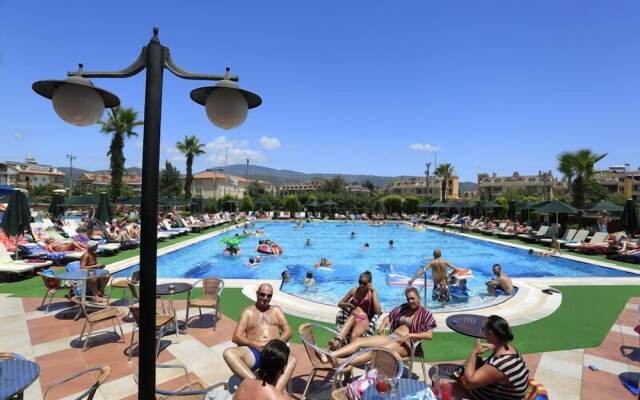 Club Aida Apartments