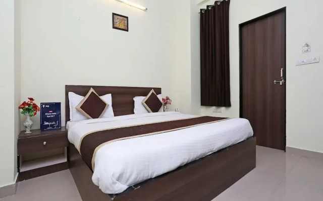 Collection O 28716 Panchasheel Enclave