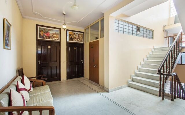 OYO 8040 Hotel Ananta Inn