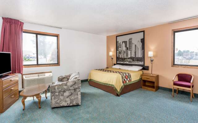 Super 8 by Wyndham Bourbonnais/Kankakee Area