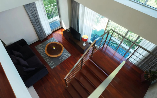 Silom Lofts Hotel