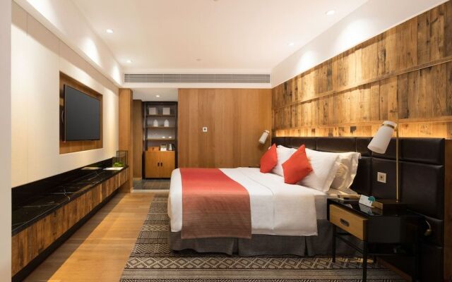 QI Hotel