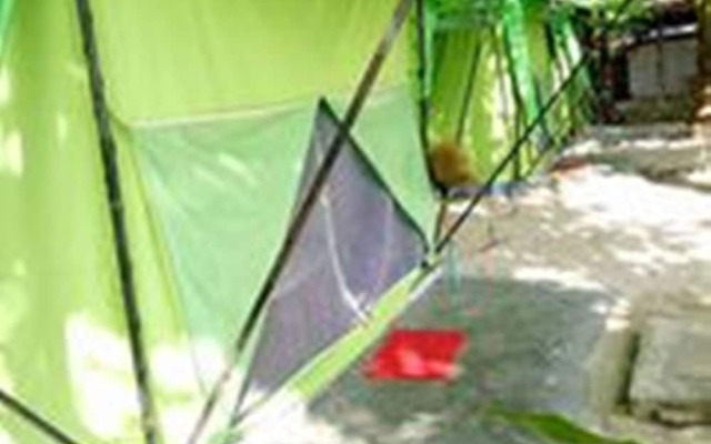 Koh Ngai Camping Restaurant