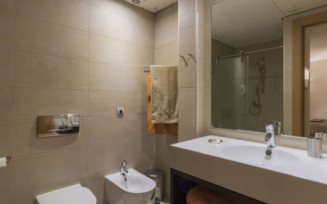 Samara Resort Gym Spa Jacuzzi Pools Marbella