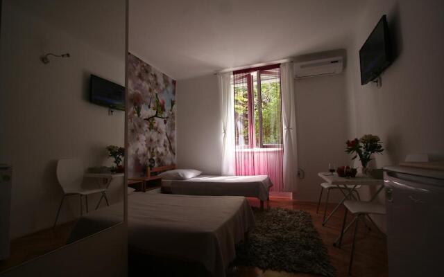 Apartment Dharma