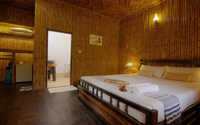 Palm Village Resort & Spa