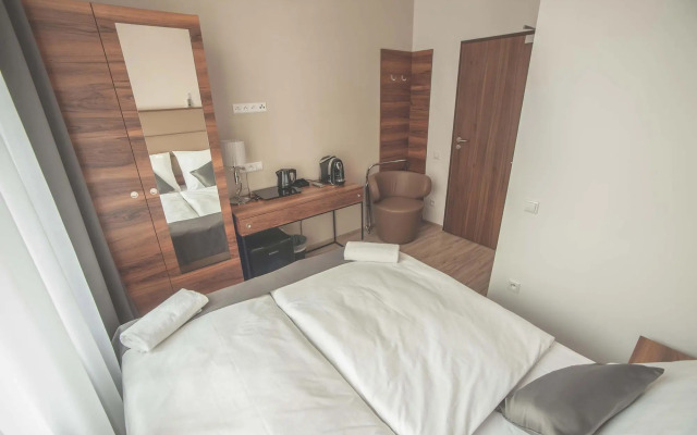 Pergamin Royal Apartments