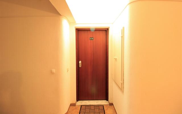 Vilamoura Cosy 3 With Pool by Homing