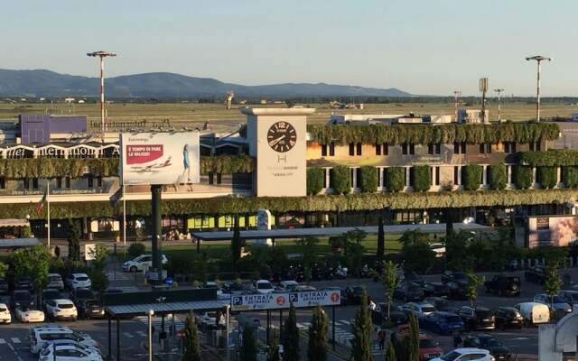 A Casa di Lucia Airport