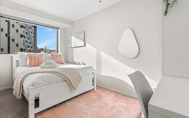 3BR Prime Spot Walk Everywhere by Zodiak