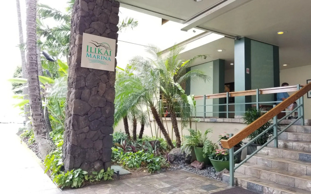Ilikai Marina 1783 Condo - One Bedroom, Full Kitchen & Free Wifi by RedAwning