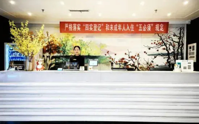 Zhengzhou Kelete Hotel (Yaozhuang Metro Station, Jinyu Industrial Zone)