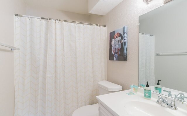 The Economy Suites of East Austin